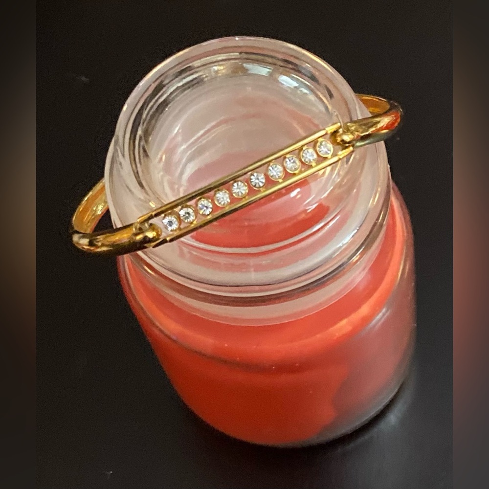 Vintage Avon Goldtone bracelet